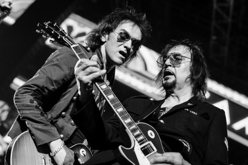 Jörg Sander and Hannes Bauer